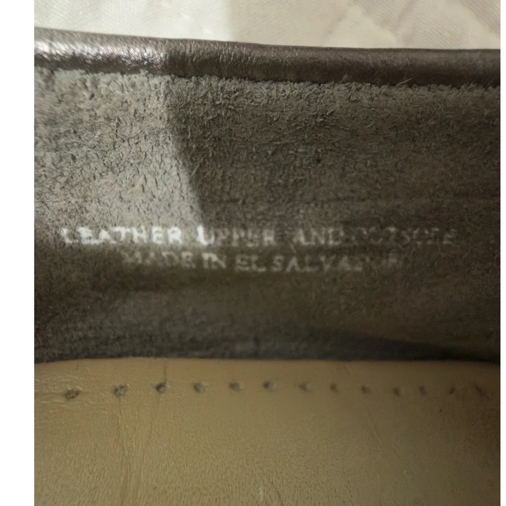 GH Bass Weejuns Men Metallic Pewter Silver Leather Penny Loafers 8.5 M 22831